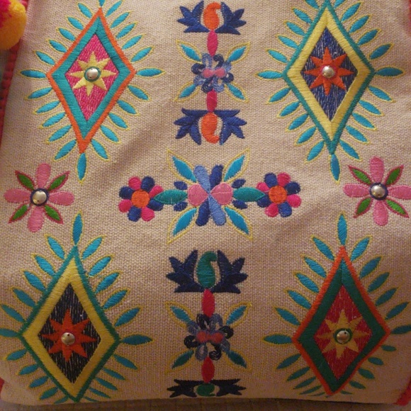 Steve Madden Boho Tote - Picture 3 of 8